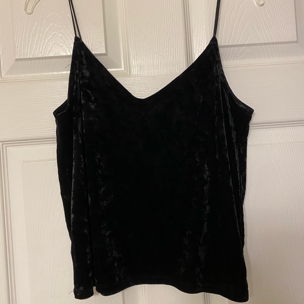 Black top velvet